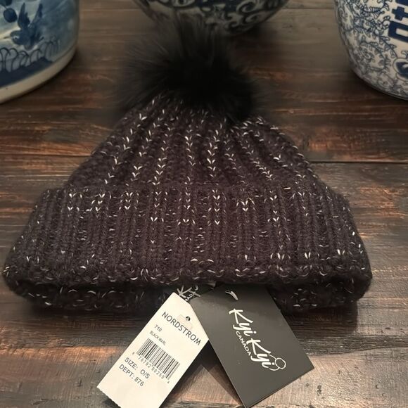 NWT Kyi Kyi beanie - Picture 3 of 3